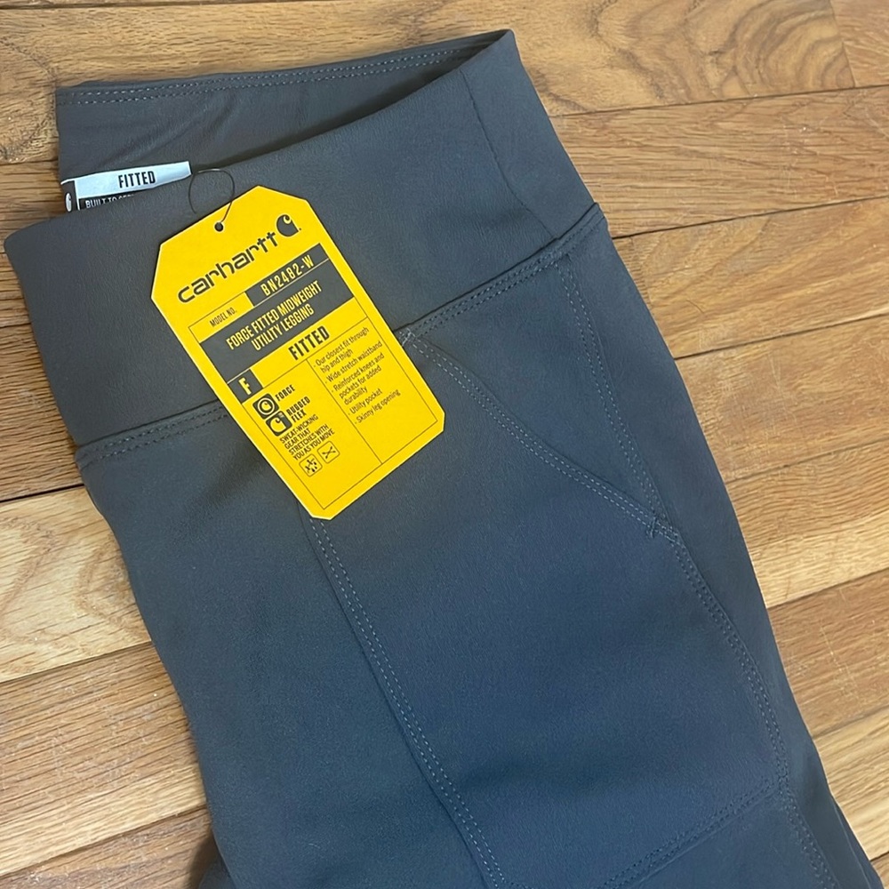 Brand new Carhartt utility leggings pants. These fit size 8-10.